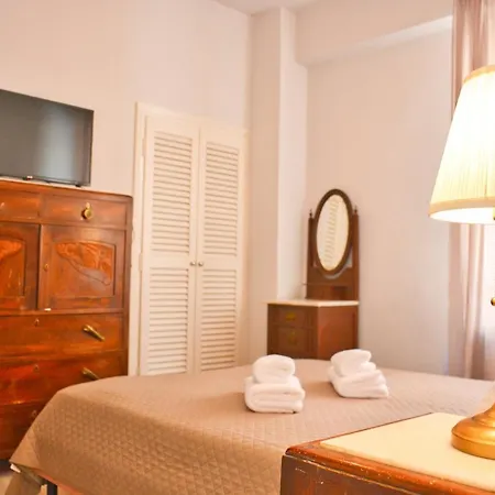 Mitropolis Old Town * Corfu (city)