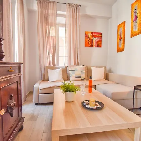 Apartamento Mitropolis Old Town *